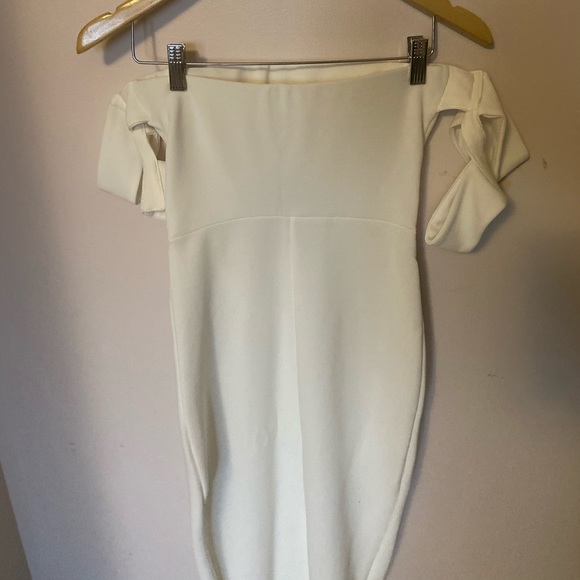 SALE! New with tags GUESS Bodycon dress - Picture 3 of 7